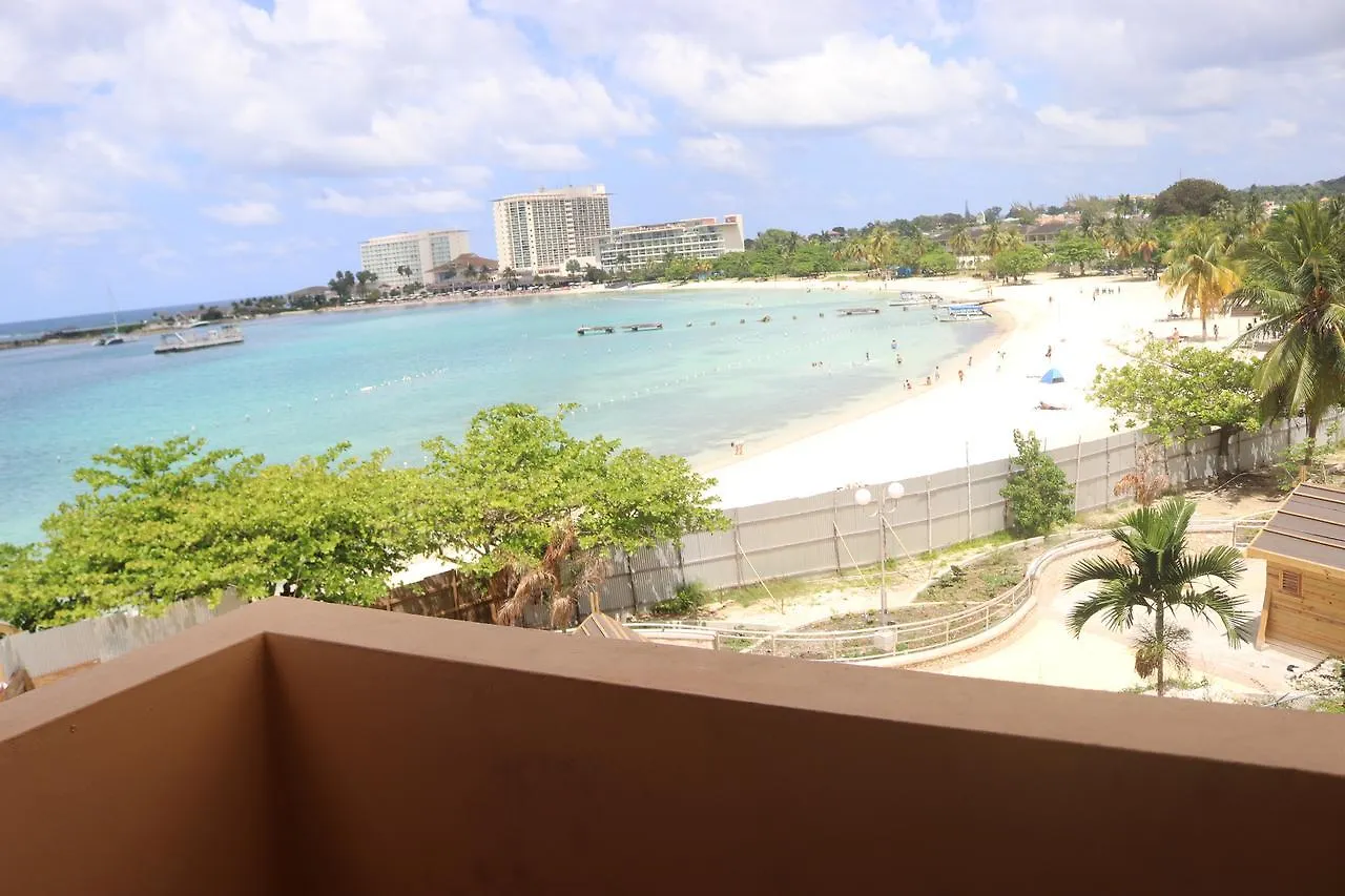 Angel Fish Beach Suite At Turtle Towers Очо-Риос